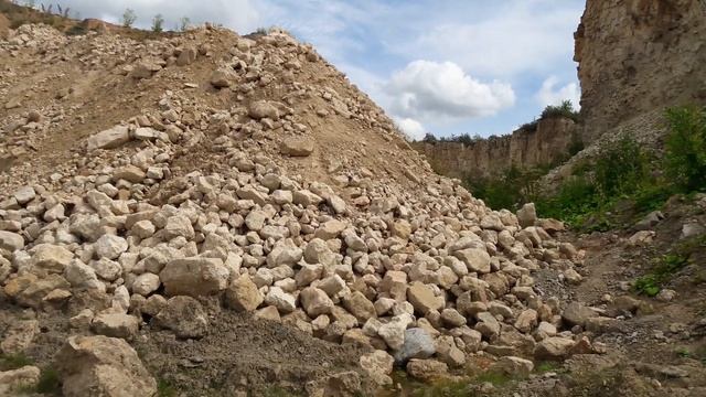 Menčių klinčjų karjeras. (Менчу известковый карьер) смотреть онлайн
