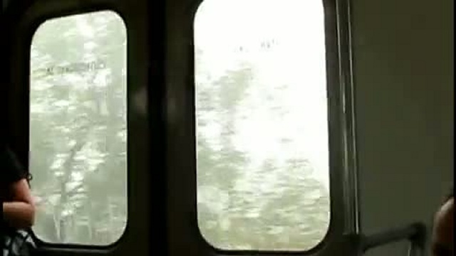 На метро сквозь дым. Москва 6 авг. 2010 Не прислоняться! смотреть онлайн