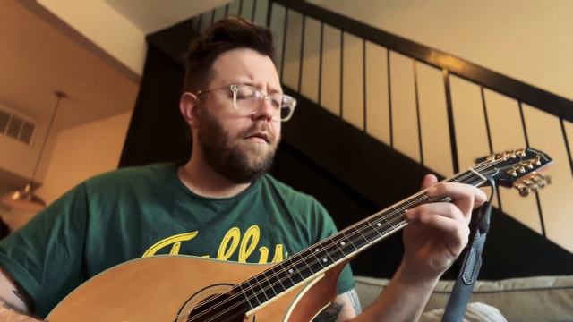 Irish Music Sound Sample of Gold Tone OM800+ Octave Mandolin (Liverpool Hornpipe) смотреть онлайн