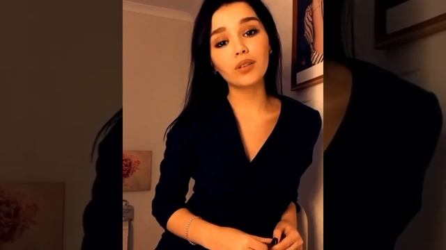 Сжала руки под тёмной вуалью... | Автор стихотворения: Анна Ахматова смотреть онлайн