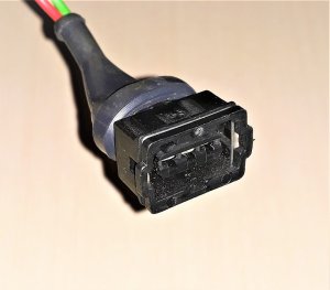 Как разобрать разъём датчика Холла и скорости