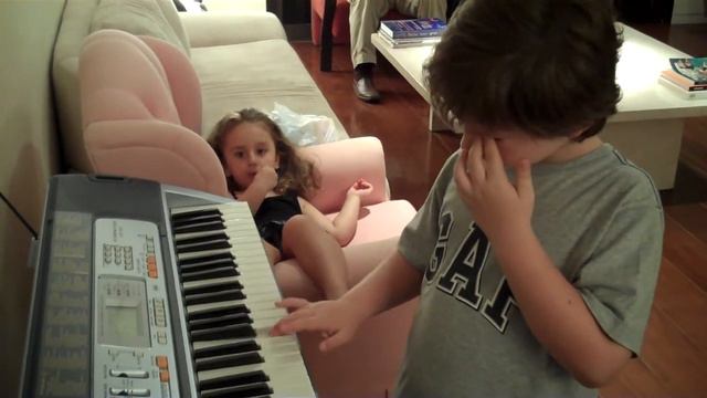 BENY AO PIANO....(ÓRGÃO) смотреть онлайн
