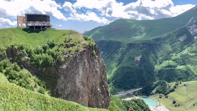 Kazbegi / Georgian Military road / Gudauri / DATO смотреть онлайн