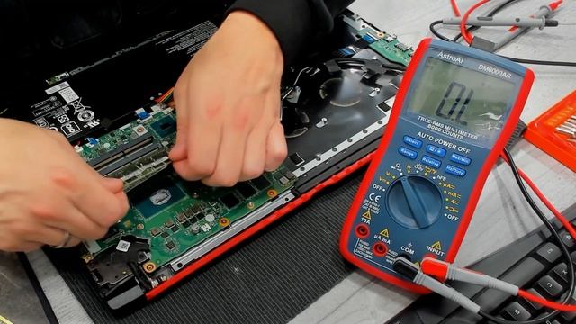 ACER Predator Helios 300 PH317-51 - No Power, we can't fix them all... смотреть онлайн