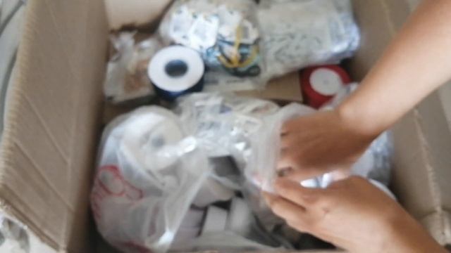 Распаковка больше подарков 1 сентября школьные ленты бантики идеи смотреть онлайн