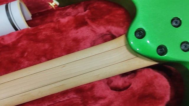 (SOLD) 2021 Ibanez PIA3761 Steve Vai Signature Envy Green w/OHSC смотреть онлайн