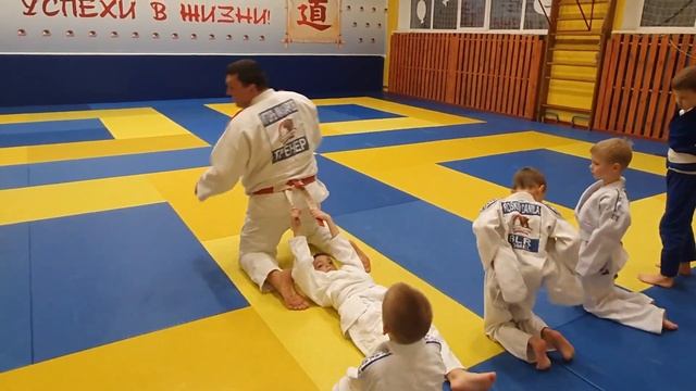 Школа дзюдо Игоря Макарова смотреть онлайн