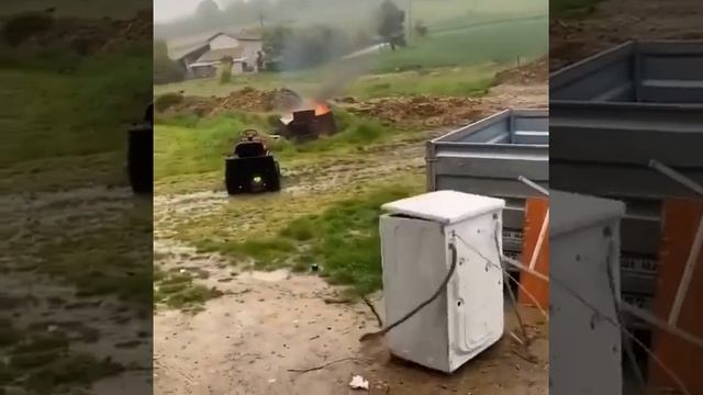 Закинули #камень в рабочий #стиральную #машину #прикол2021 смотреть онлайн