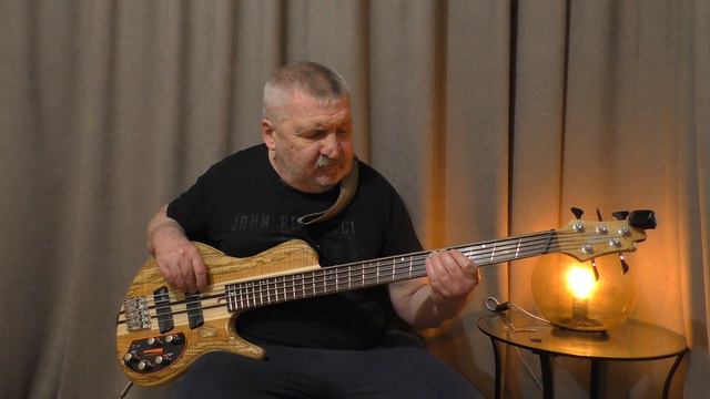 Paul McCartney & Wings Jet bass cover смотреть онлайн