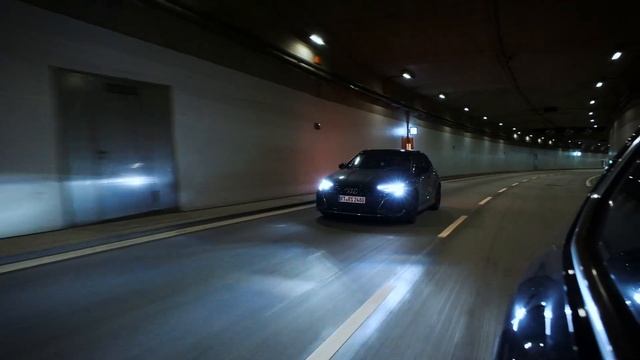 2023 Audi RS3 Sportback - Daytonagrau Perleffekt смотреть онлайн