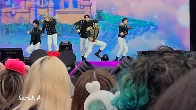230528 TXT Blue Hour Full performance ACT Sweet Mirage in LA Day 2 투모로우바이투게더 Los Angeles смотреть онлайн