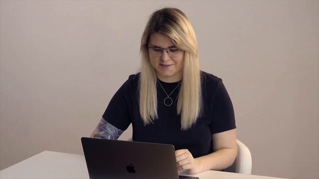 Типичная WhatsApp открытка. В конце ролика показываю, как сделать красиво. смотреть онлайн