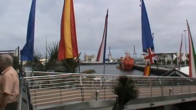 ИСПАНИЯ: Торговый центр в Лас-Пальмас... Канары Canarian Islands Spain смотреть онлайн