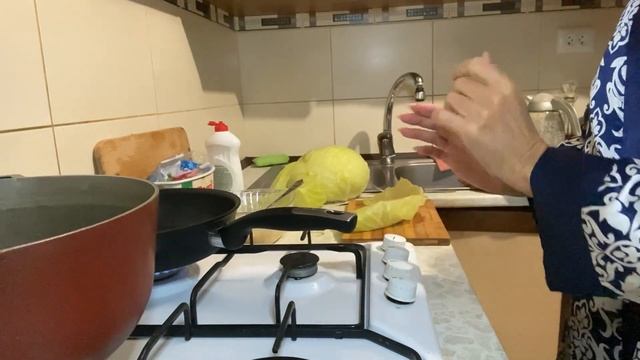 Голубці? Чи чебуреки? СМАЧНОГО ? смотреть онлайн