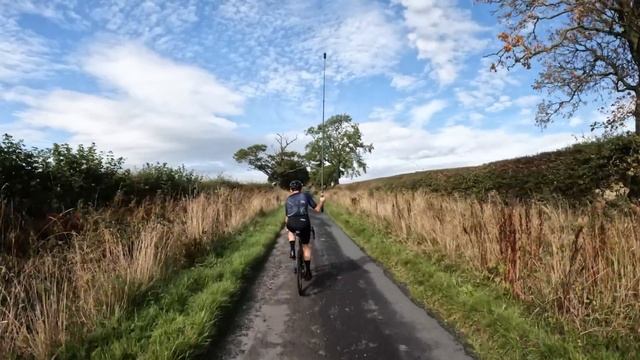 The Best Action Camera For Cycling? - Insta360 X3 смотреть онлайн
