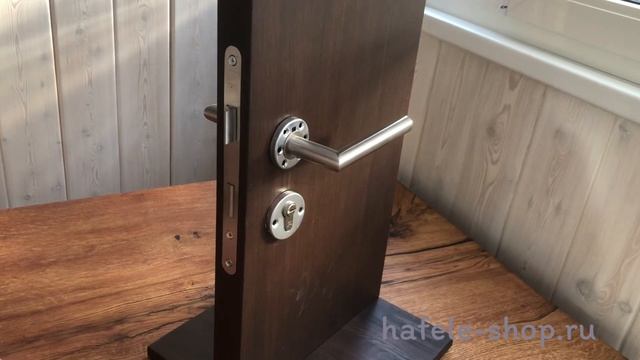 Дверные ручки из нержавеющей стали от Häfele. Артикул 903.92.556 смотреть онлайн