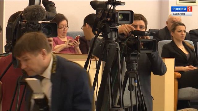 Уже через несколько дней в Хакасии будет утверждена новая структура правительства. 23.05.2017 смотреть онлайн