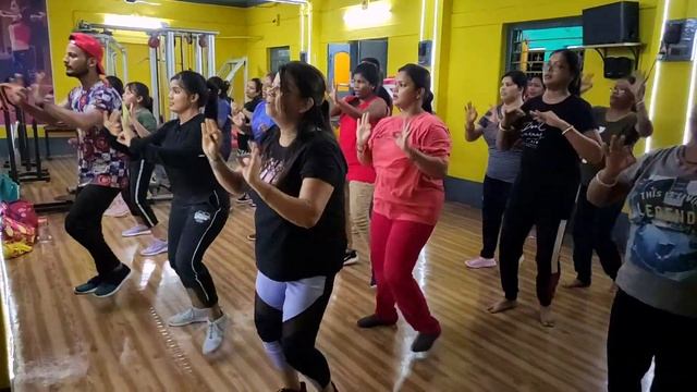 zumba dance fitness | bhojpuri song | Lollipop song | Zumba dance смотреть онлайн