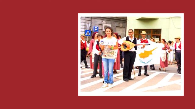 Семья на Кипре: под контролем родственников смотреть онлайн