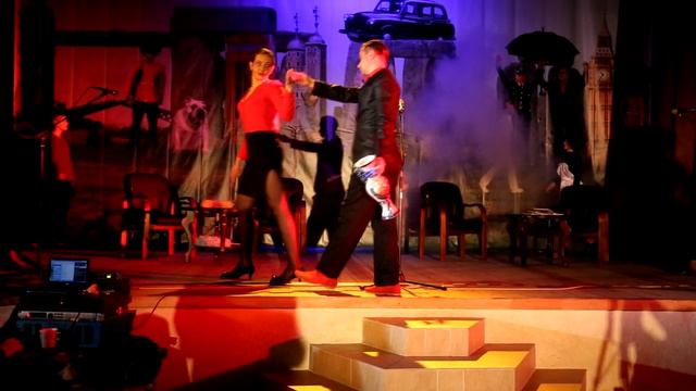 спектакль "Лысая певица" режиссер Виктор Деринов смотреть онлайн