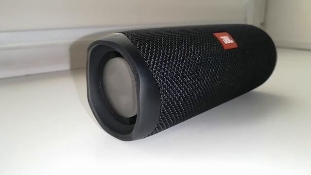 Колонка JBL FLIP 5 LFM 60% Bass Test смотреть онлайн