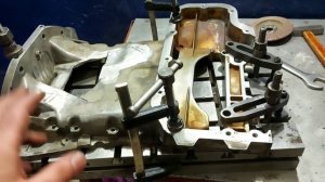 Сварка поддона двигателя после других сварщиков.