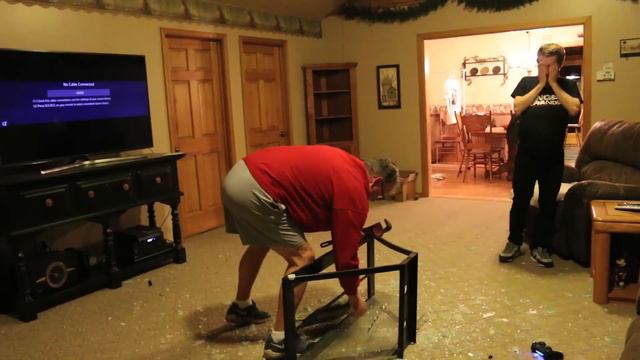 ANGRY GRANDPA DESTROYS PS4! смотреть онлайн