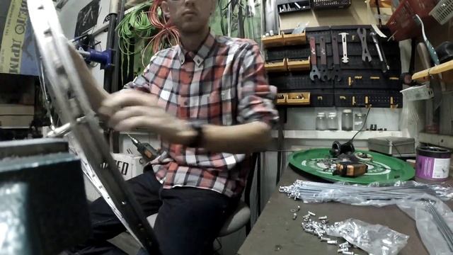 Как заспицевать колесо за 23 секунды) смотреть онлайн