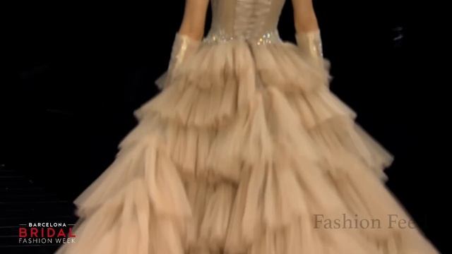 Joli Poli Couture Spring 2024 | Barcelona Bridal Fashion Week смотреть онлайн