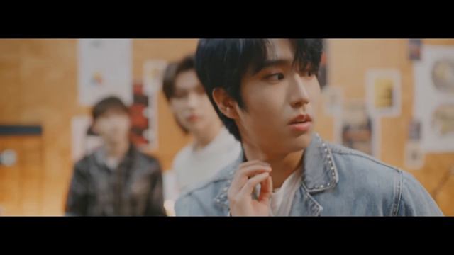 Хван Хёнджин и Ли Феликс, от стажеров без навыков до влиятельных айдолов идустрии | Merilis