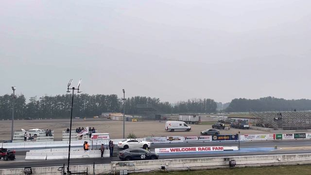 Tesla Model 3 vs Mercedes CLS 63 AMG at TunerBash 2021 смотреть онлайн