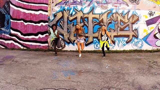 FIREBALL / ZUMBA ® FITNESS with SAMANTHA MOSTACCIO / BACHATA BOMBSHELL / SEOBIA RIVERS смотреть онлайн