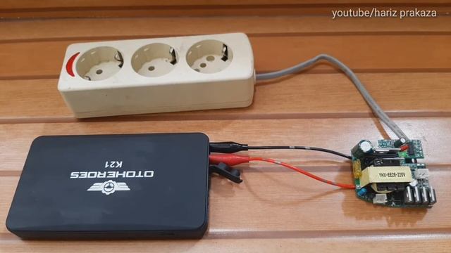Menyalakan TV LED Pakai Power Bank | Mini Inverter