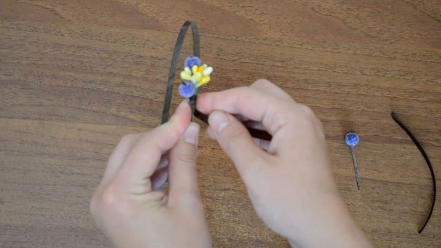 Изысканный ободок из ягод и добавок!!! смотреть онлайн