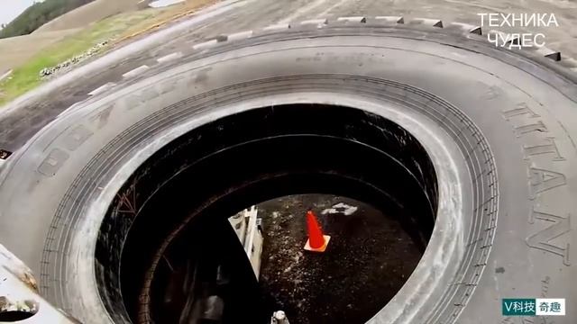 Как меняют шины на карьерных самосвалах смотреть онлайн