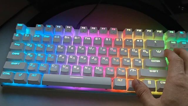 ARDOR GAMING Blade PRO моргает: подскажите норма или нет? смотреть онлайн