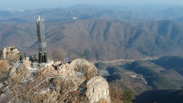 Daedunsan Mountain Provincial Park, & DJI Spark video 3MAR18 South Korea смотреть онлайн