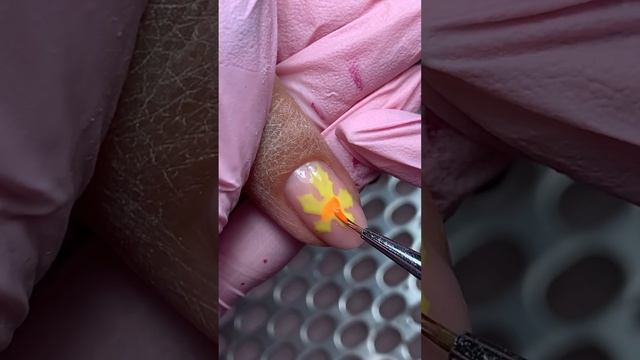 Как нарисовать кленовый лист на ногтях? Мк по осеннему дизайну. Последний день осени смотреть онлайн