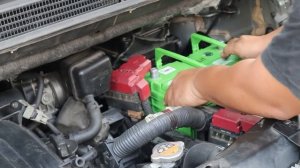 Nissan Serena S-Hybrid C26: Main Battery Replacement