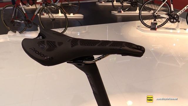 2018 Colnago V2-R Road Bike - Walkaround - 2017 Eurobike