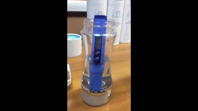 Генератор водородной воды AquaBullet/ORP до и после обогащения смотреть онлайн