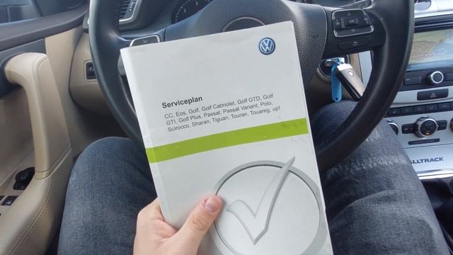 Осмотр Volkswagen Passat Alltrack с пробег 304.000 км в идеальном состоянии на белой коже из DE смотреть онлайн