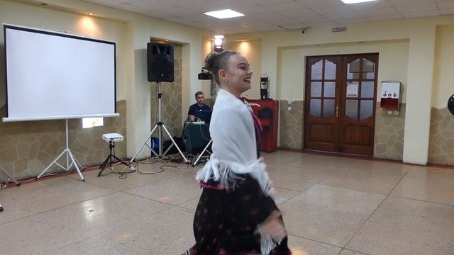 Варвара Прудникова - танец с саблями смотреть онлайн