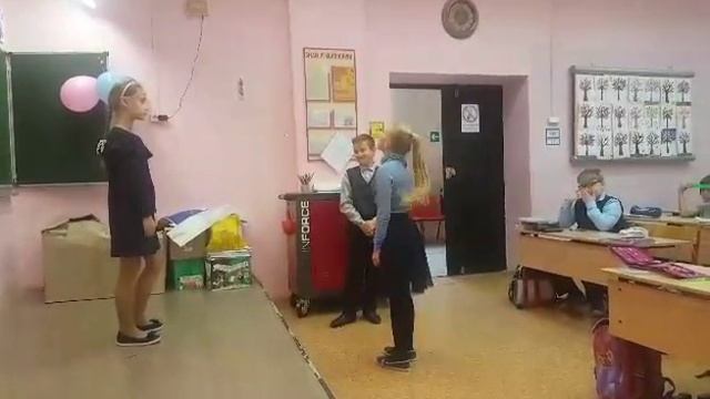 Наш класс. Стих стрекоза и муровей смотреть онлайн