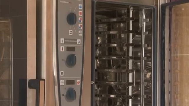 В школе №11 сегодня торжественное событие смотреть онлайн