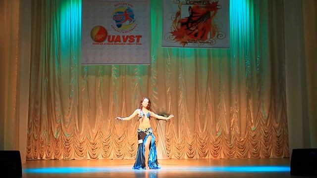 Осенний Вернисаж 20161112 172904 MVI 9886 (Belly dance) смотреть онлайн