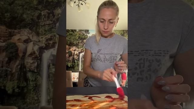 Самый вкусный рецепт пиццы ? Рецепт для ленивых???#пицца #пиццарецепт #мамаготовит смотреть онлайн