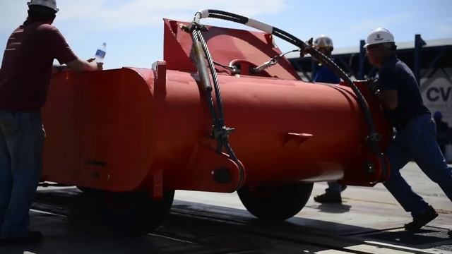 EMALS Aircraft Catapult Tested Aboard USS Gerald R. Ford (CVN 78) смотреть онлайн