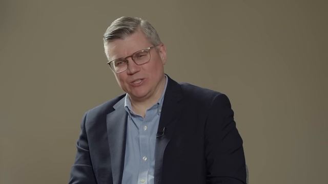 Страдания: боль, исцеление, радость, часть 2 / Час трендов с Евгением Бахмутским смотреть онлайн