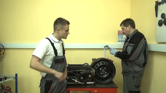 Прокат стального (штампованного) диска. Обучающее видео.